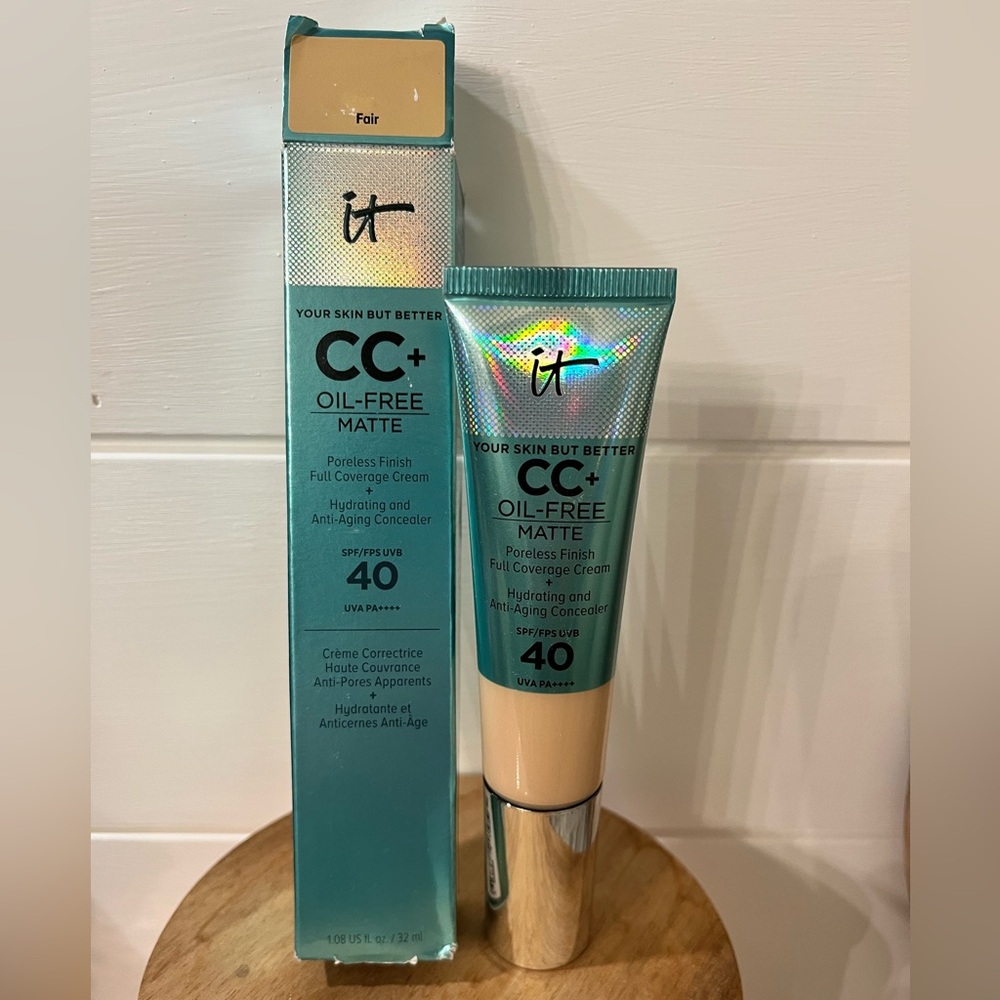 IT Cosmetics CC+ Oil-Free Matte Cream - Fair